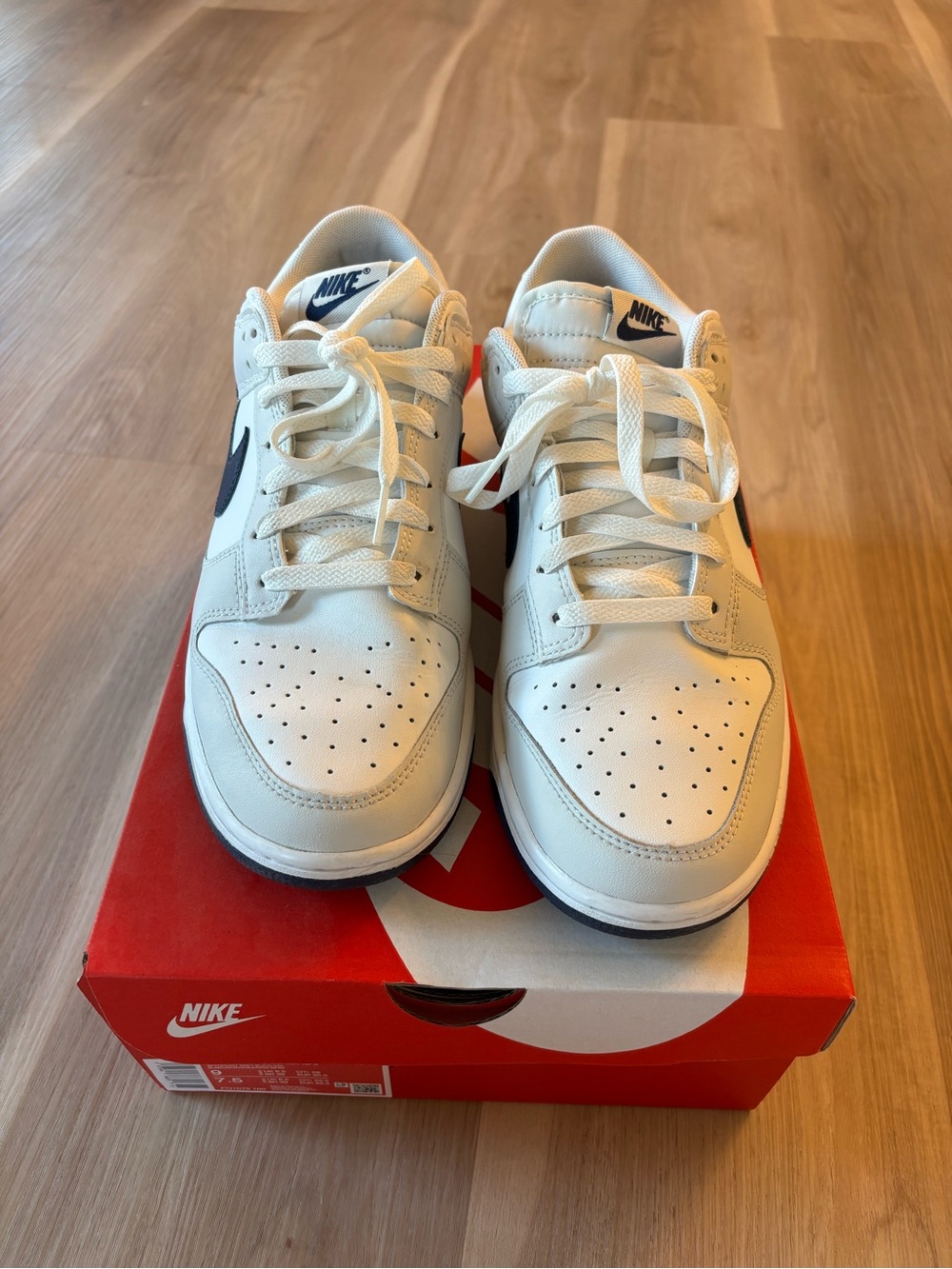 Nike Dunks - White, Navy Blue and Grey - Picture 3 of 3